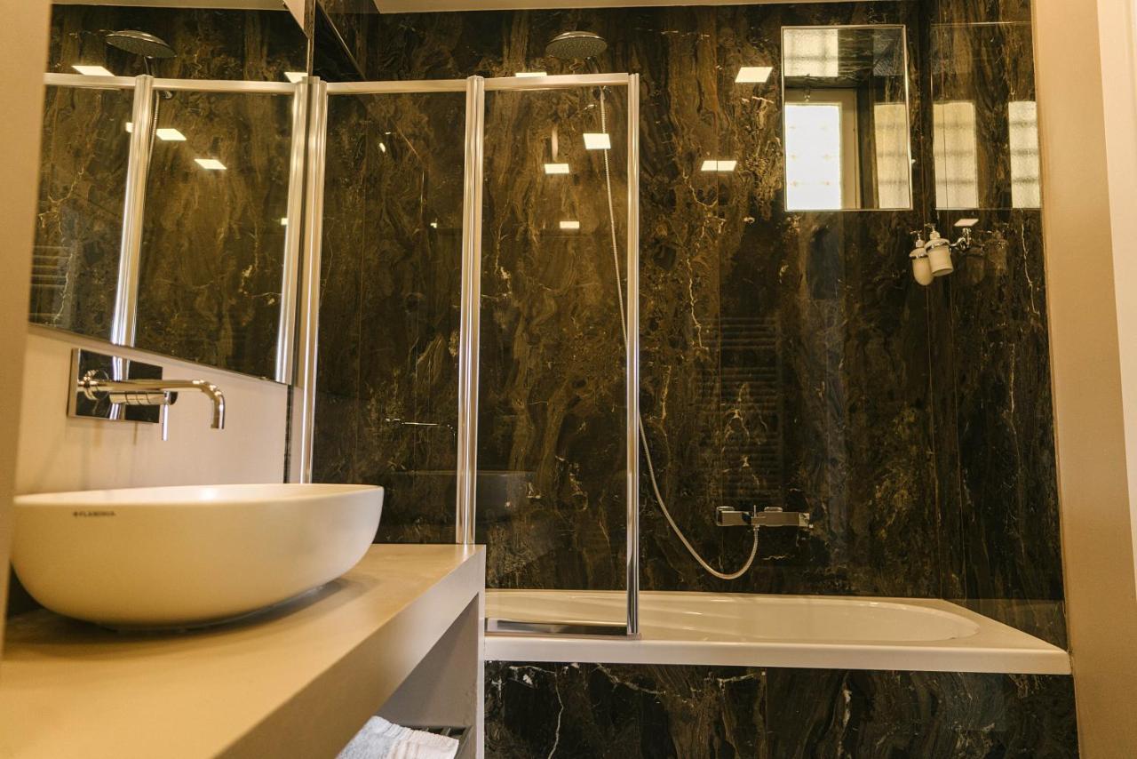 Gjestgiverier Della Croce Luxury Roma
