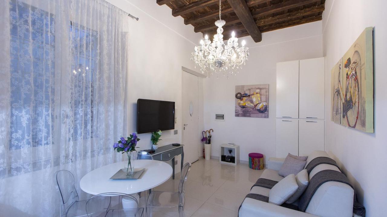 Apartamento Consulta By In