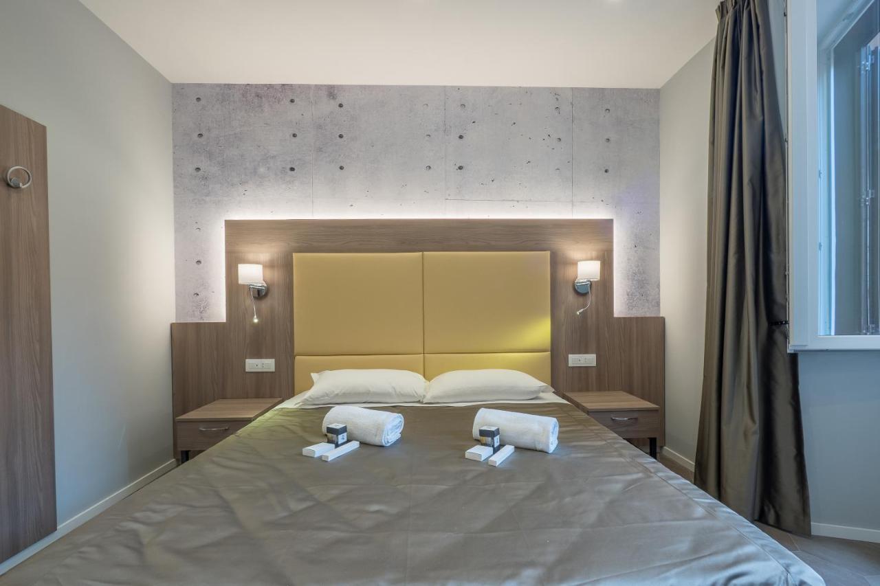 Bramble Luxury Roma