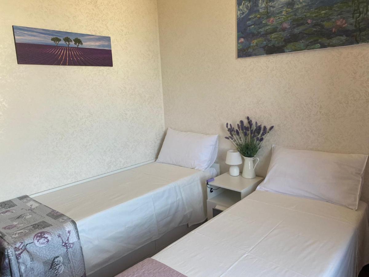 Leilighet Pini Di Roma-new And Cozy In Center- Metro A 