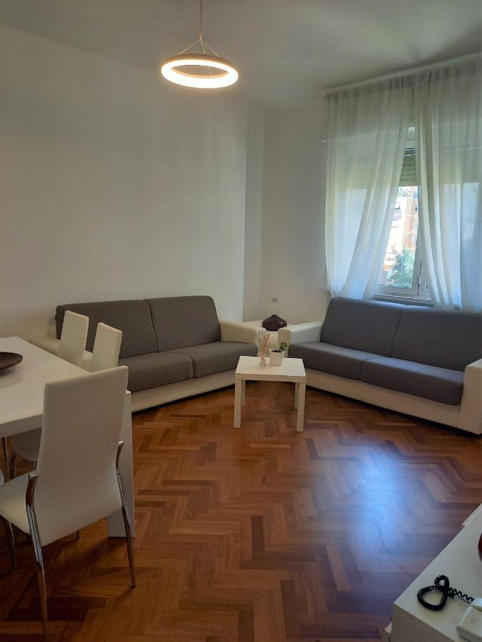 Handy&rivieni Apartment *
