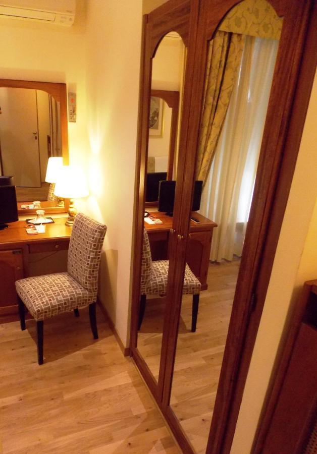 Cortina Hotell Roma