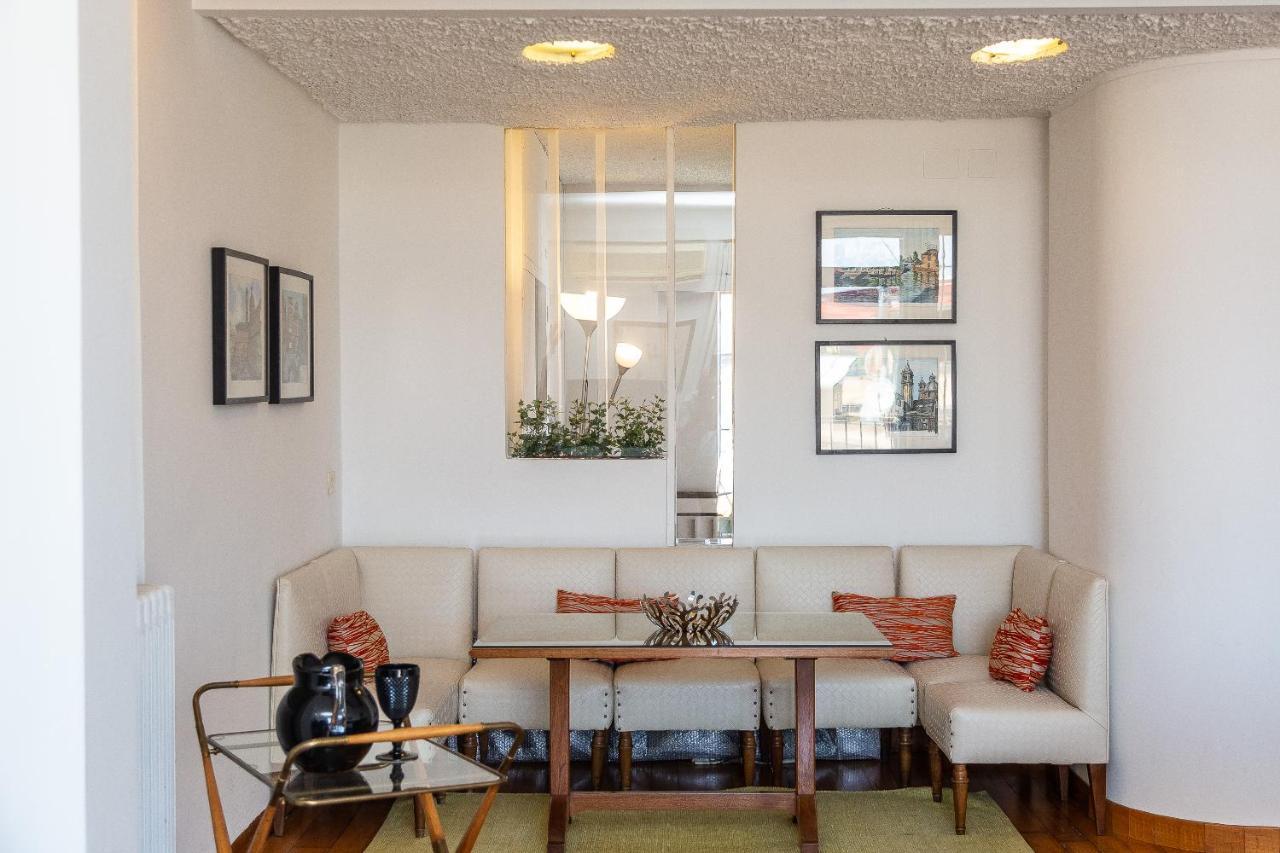 Apartamento Lovely New Attic, Piazza Del Popolo!