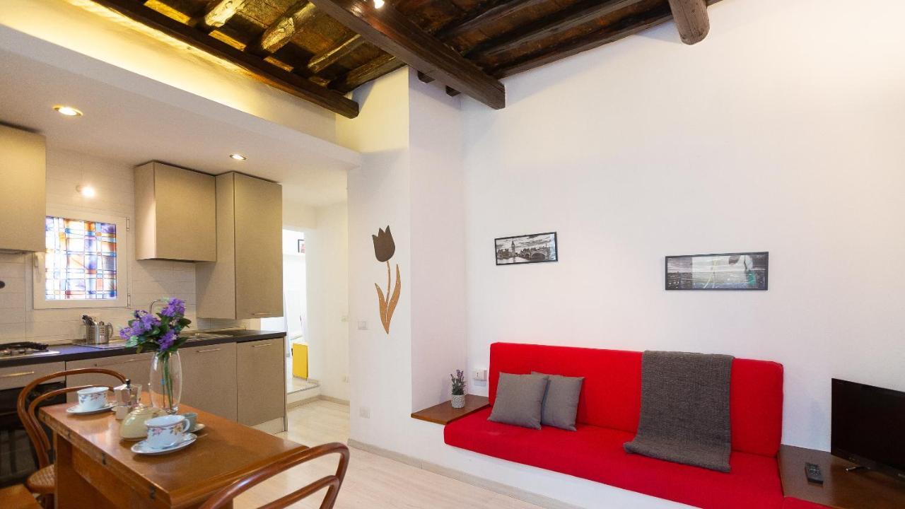 Cappellari In Apartamento Roma