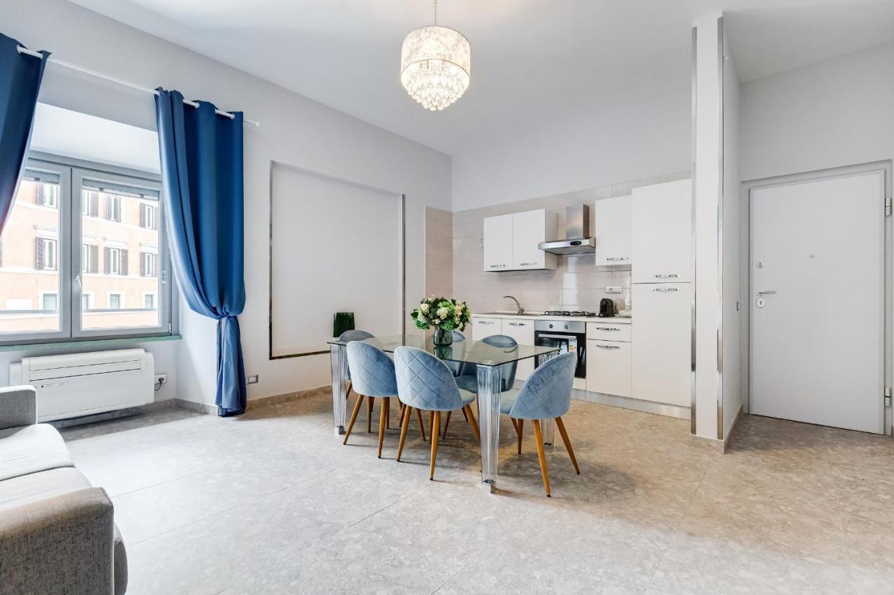 Apartamento Trevi Fountain - New! - Your Italian Holidays Roma