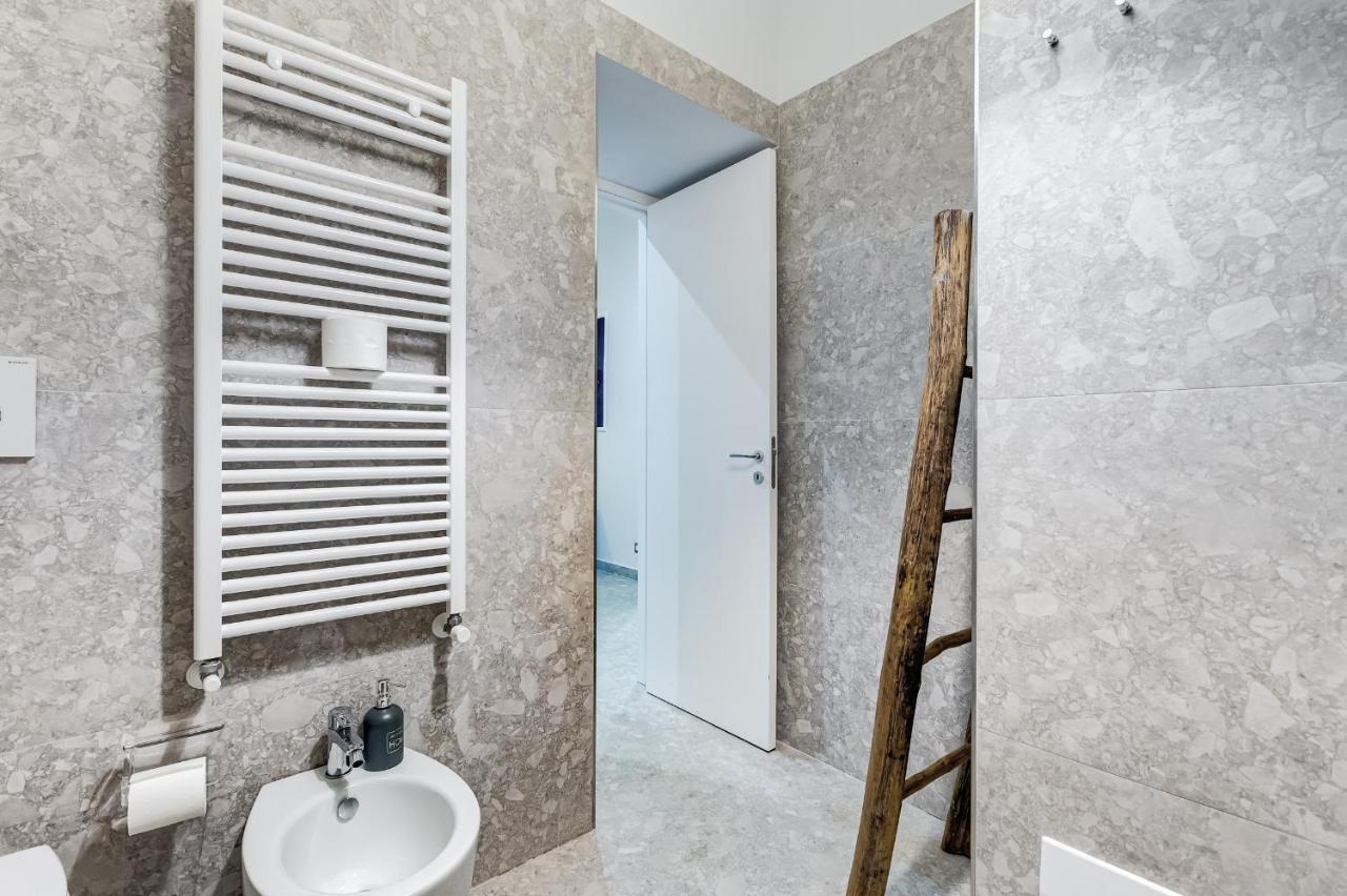 Crystal Trevi Fountain - Romedreamhome Rom