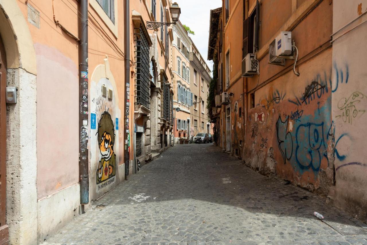 San Pietro A Due Passi Grazioso Loft Roma