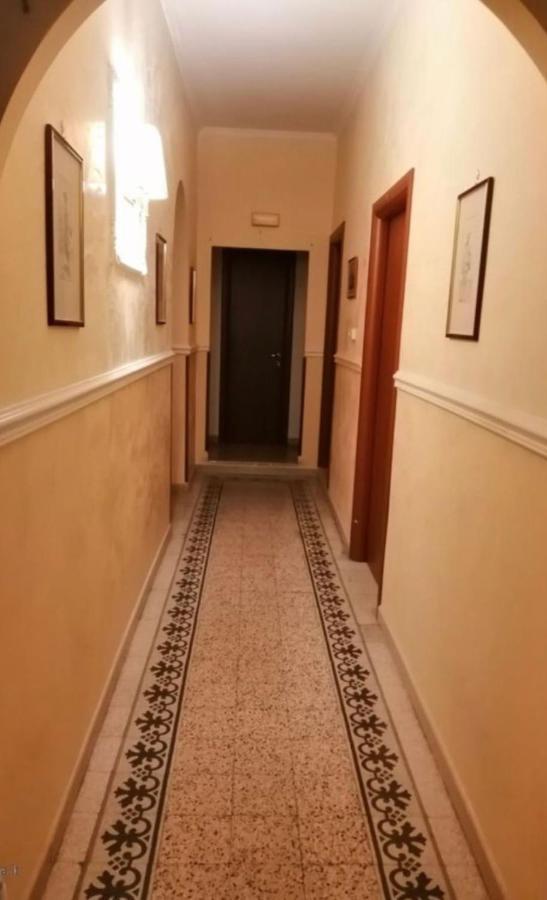 Cavour Gjestgiverier Roma