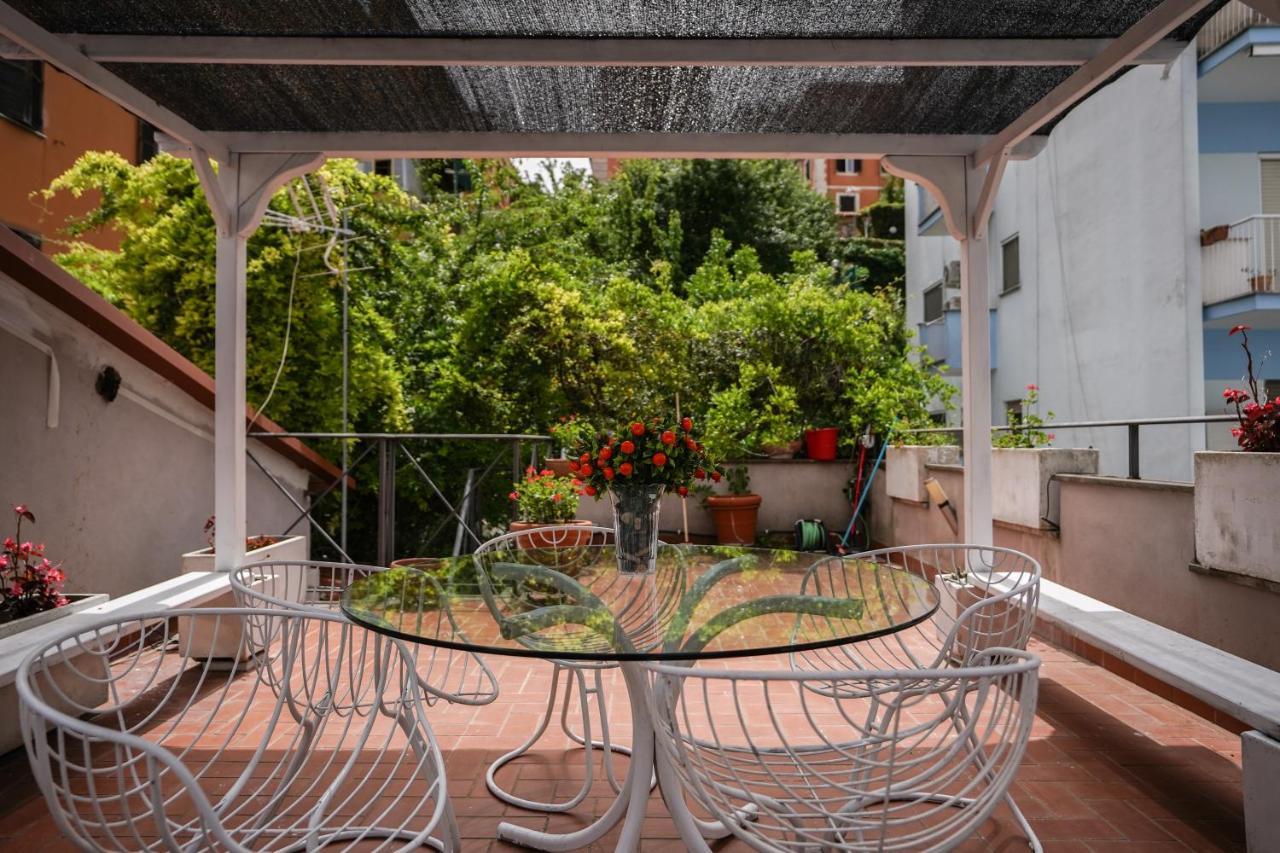 Stunning Terrace Vatican City Roma