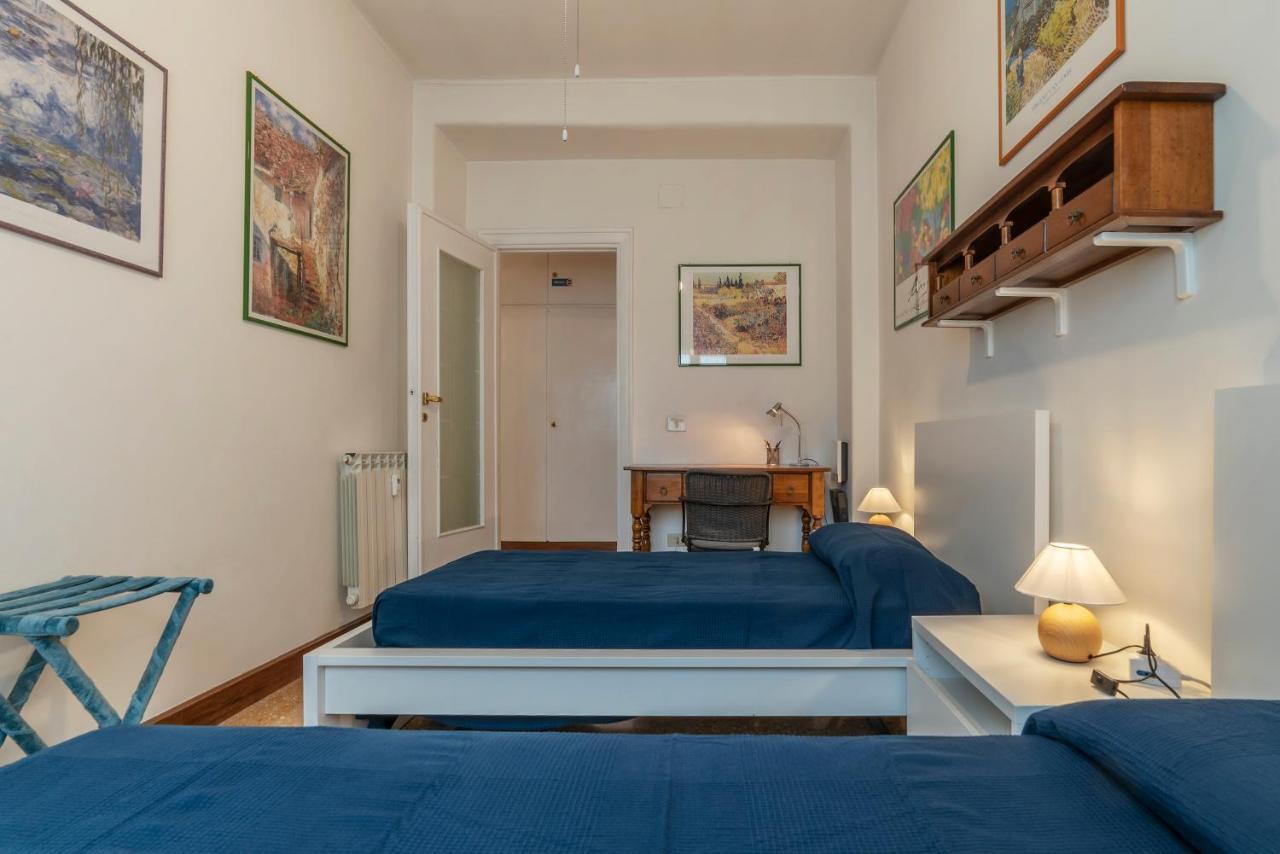 Roomy And Bright With Terrace Appartamento Roma
