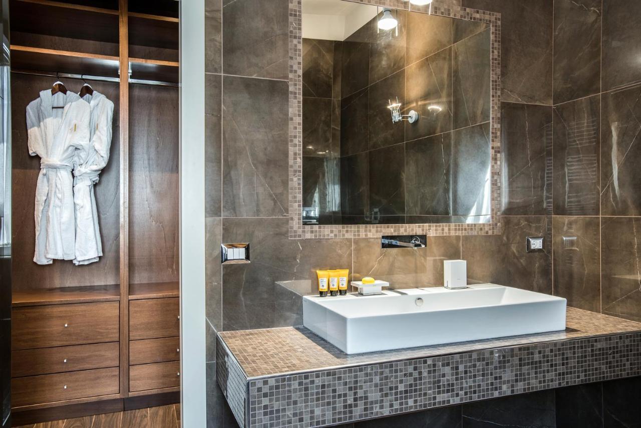 Oca - Alta Luxury * Rom