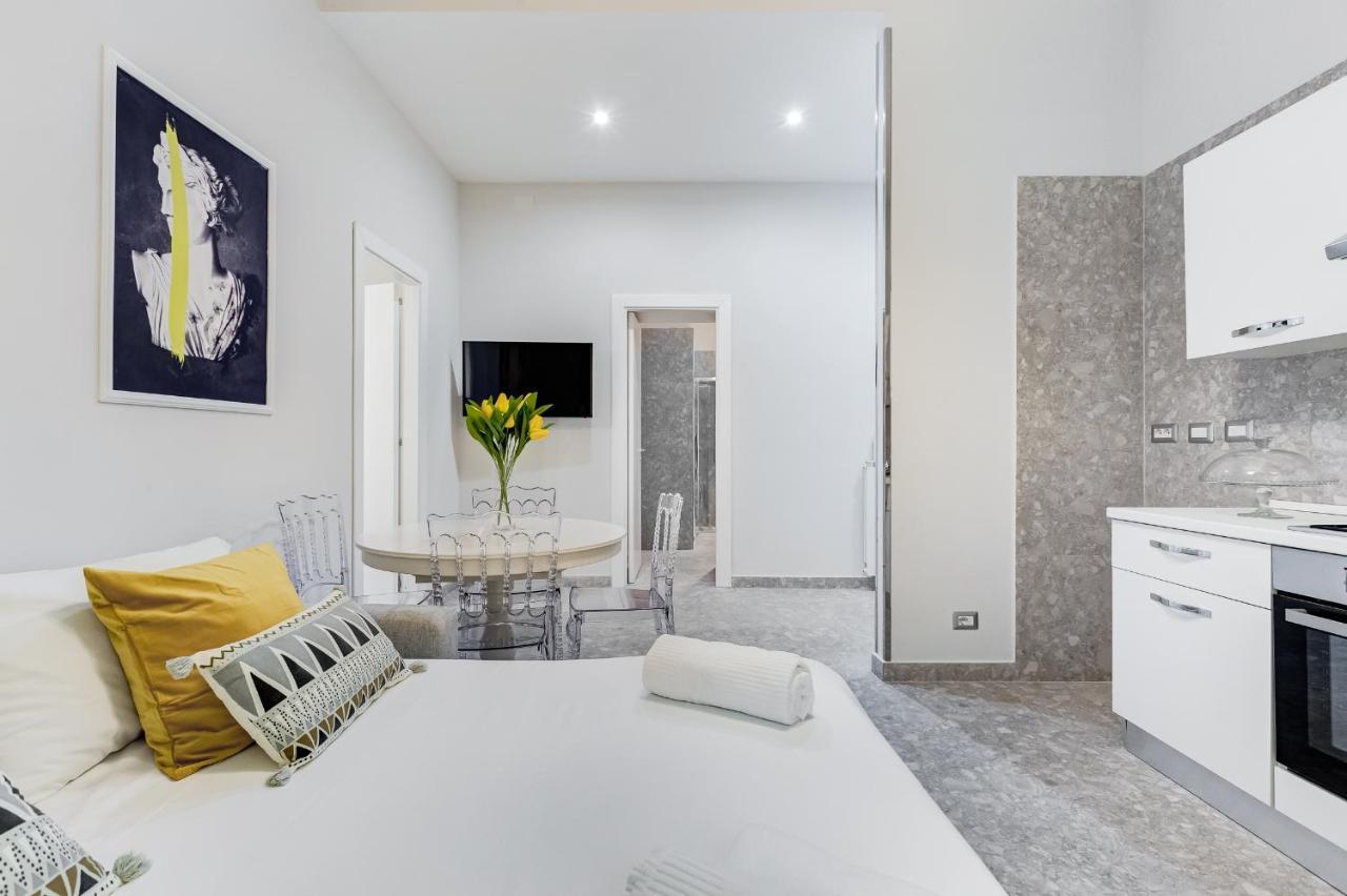 Crystal Trevi Fountain - Romedreamhome * Rom