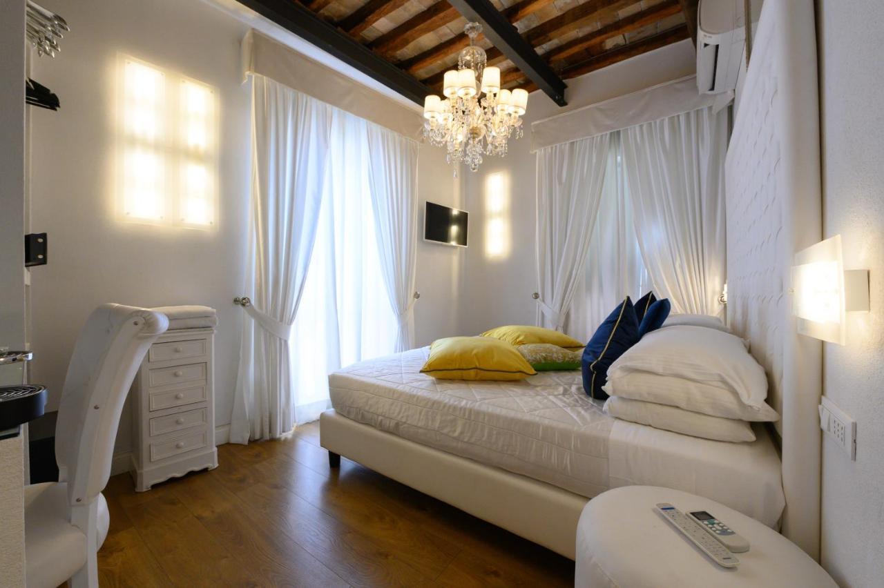 Guest house Domus Spagna Frattina 3*