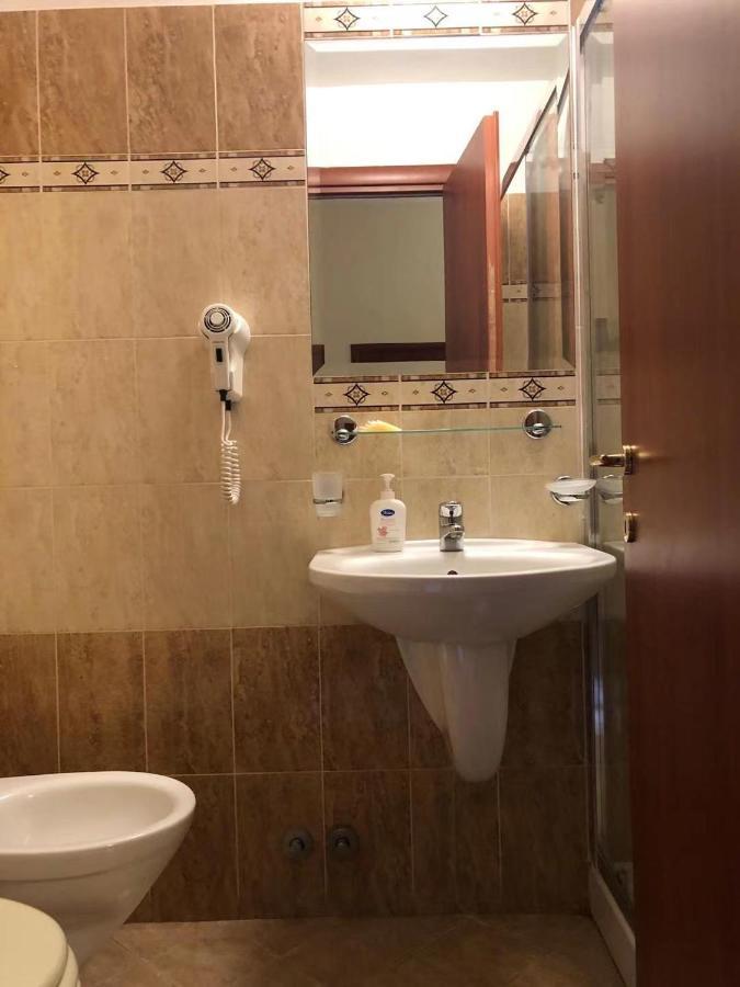 Gjestgiverier Cavour Roma