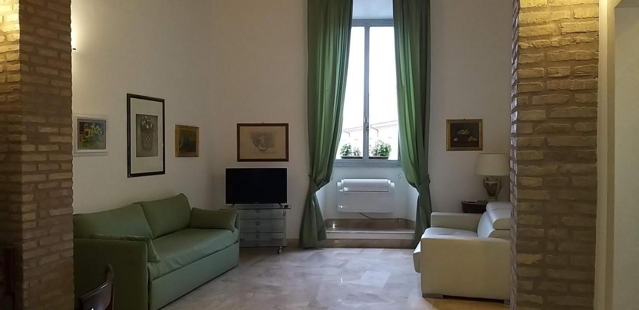 Foro Romano Luxury 2