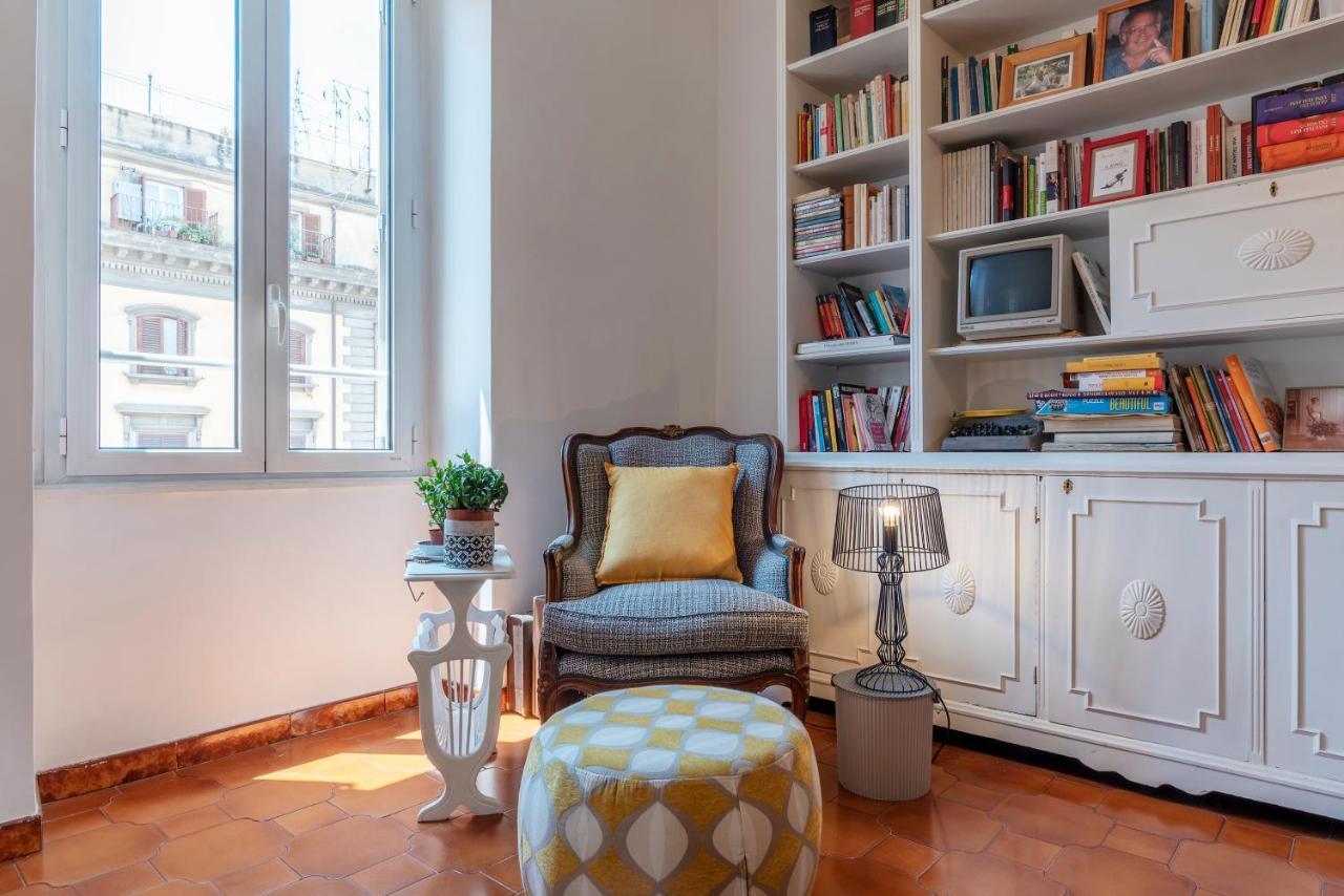 Apartment Santa Maria Maggiore Roomy And Bright Flat Rome