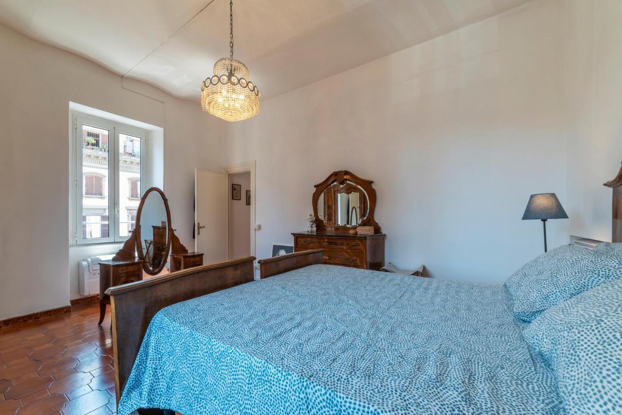 Apartment Santa Maria Maggiore Roomy And Bright Flat Rome