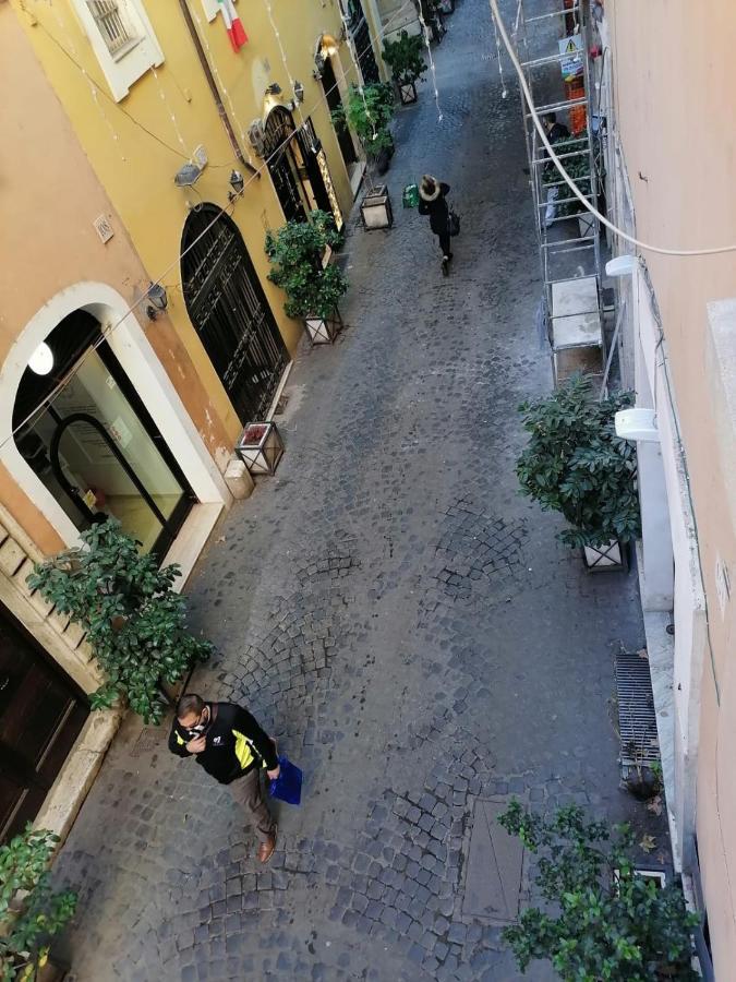 Vatican's Dreamy Loft Rom