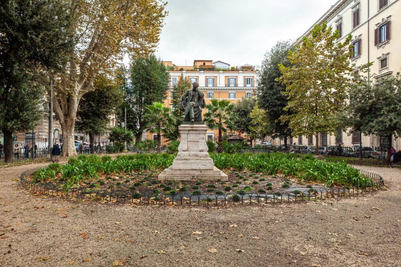 Leonardo Navona * Roma