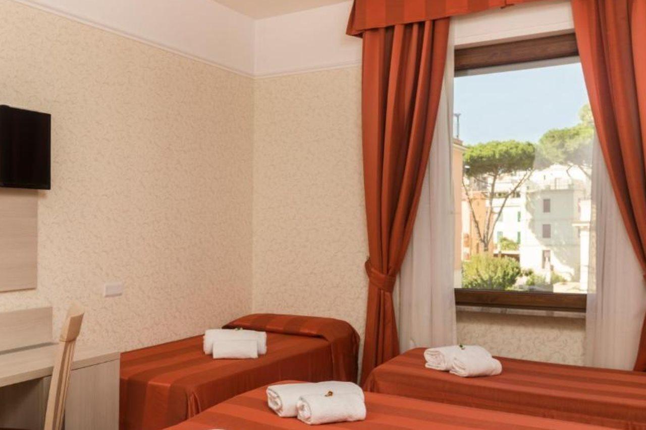 Rosa Hotell