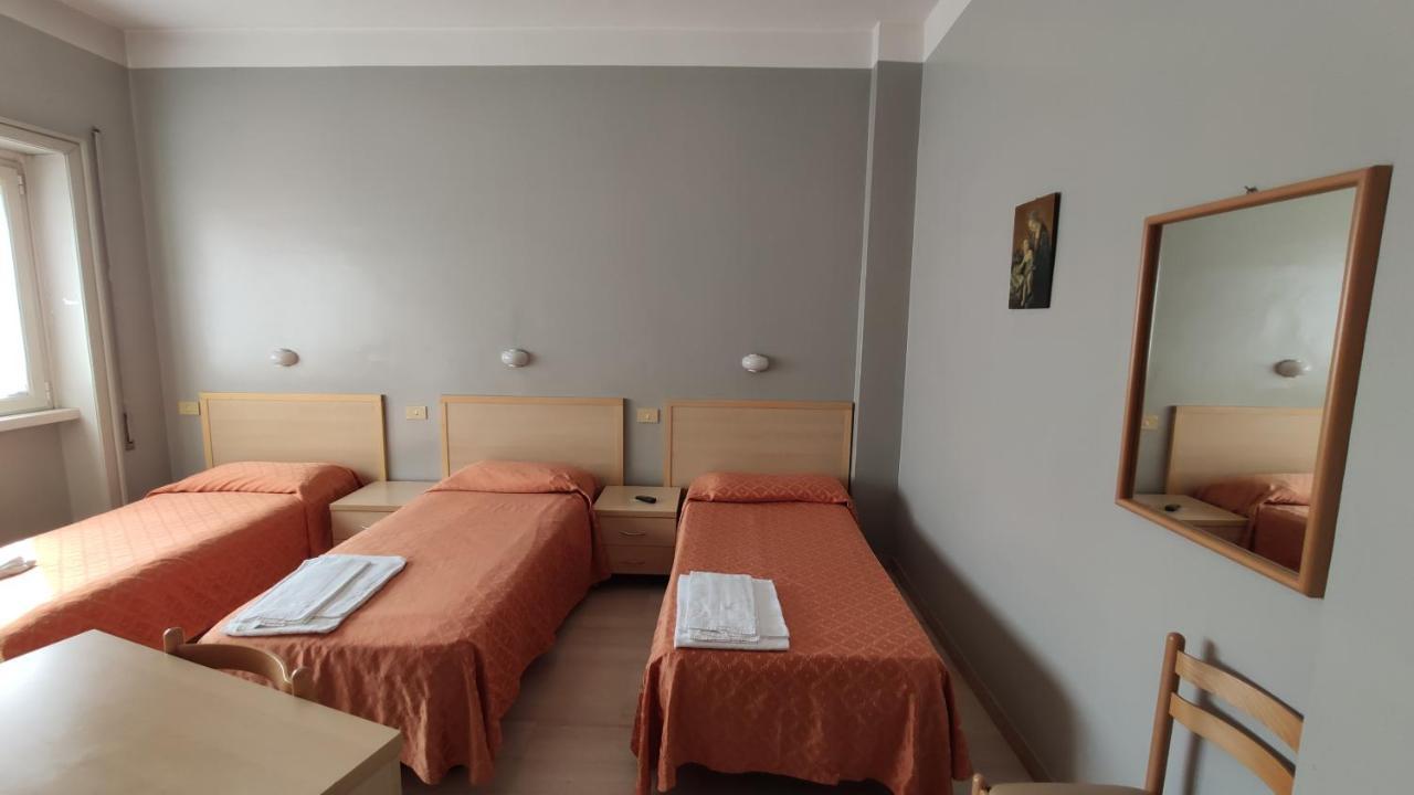 San Juan De Ribera, Casa Per Ferie Hotel *