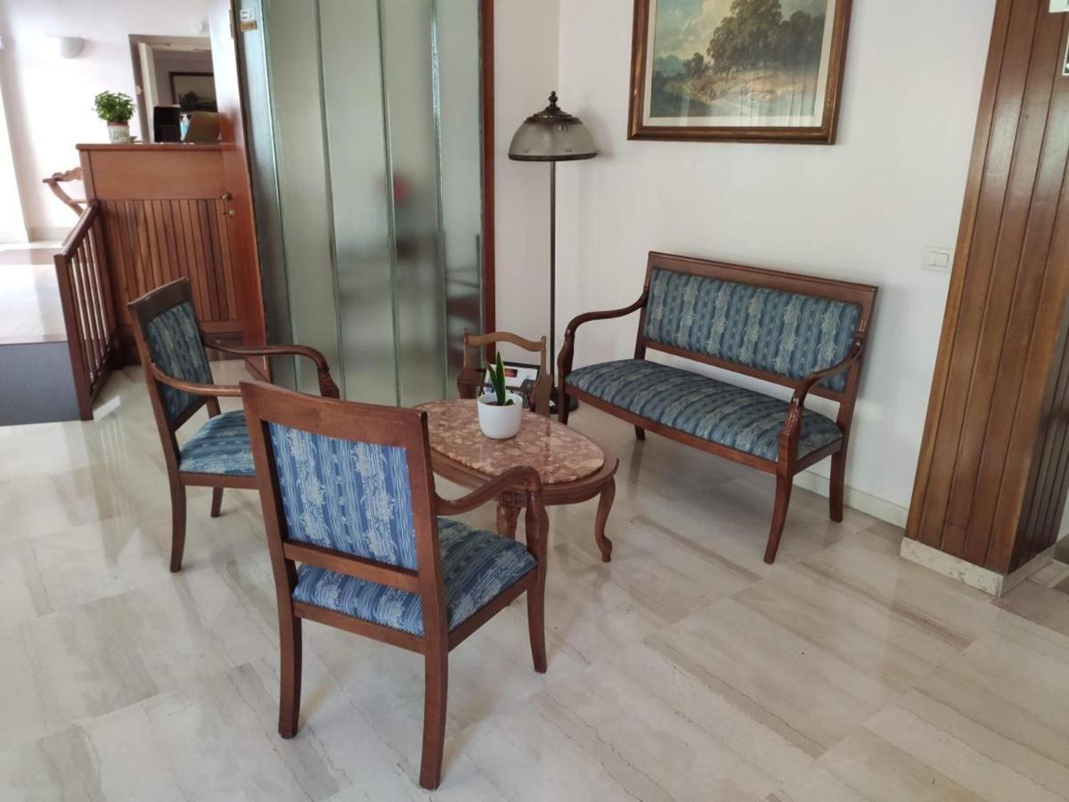 San Juan De Ribera, Casa Per Ferie Hotel Rom