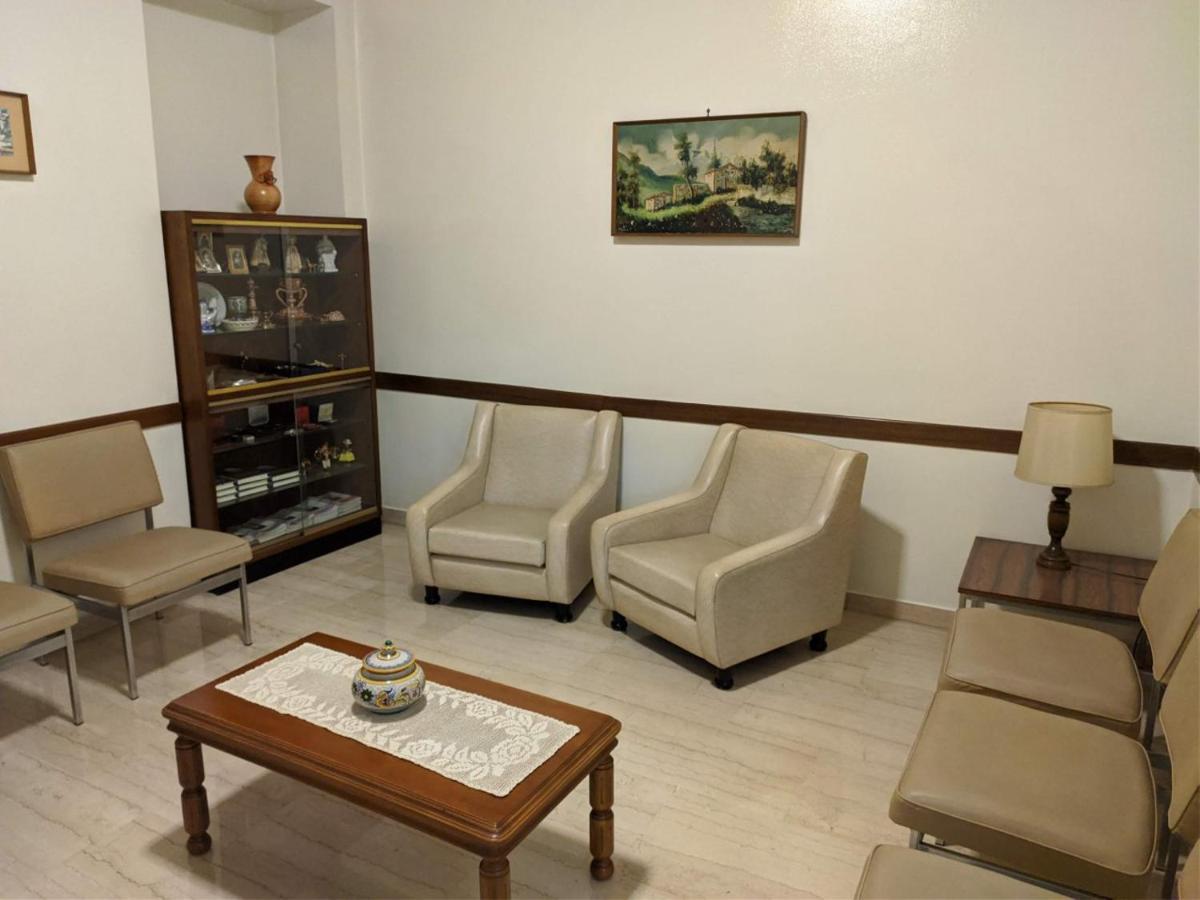 Hotel San Juan De Ribera, Casa Per Ferie Rom