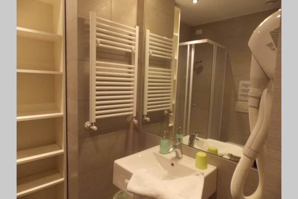 Piazza Di Spagna, 3 Da Letto, 3 Bagni Appartamento