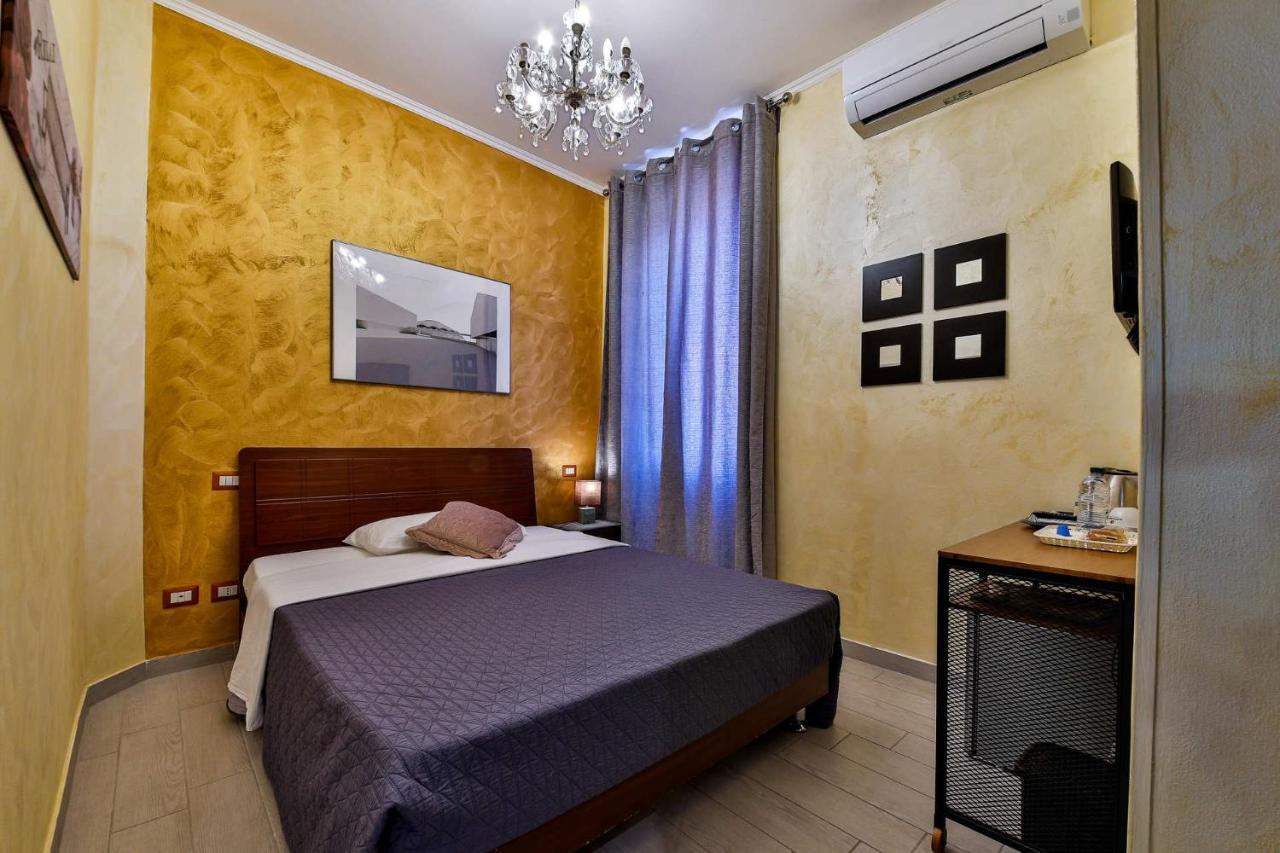 E-room 42 Pensión Roma