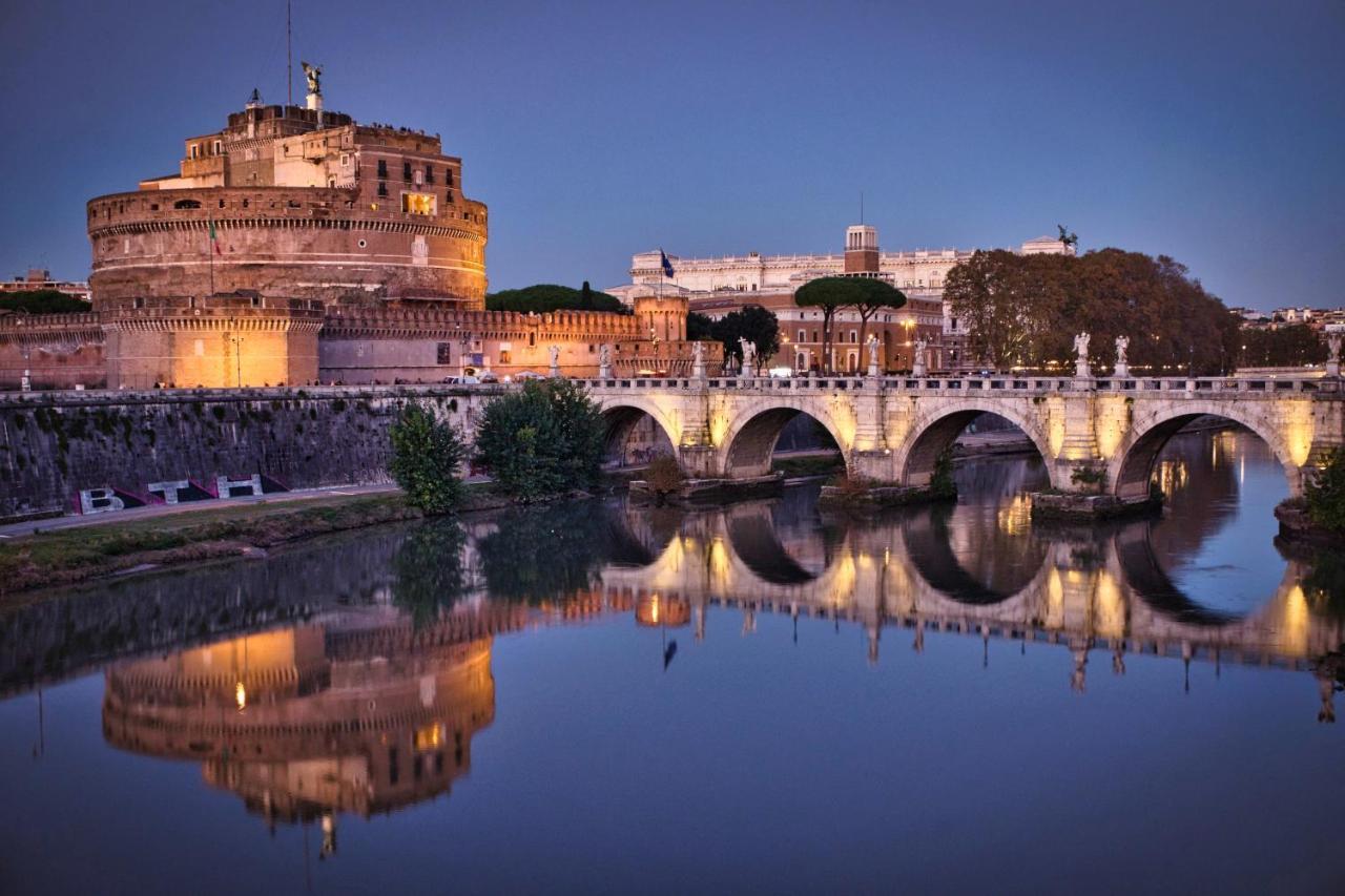 Vatican - The Luxury Leading In