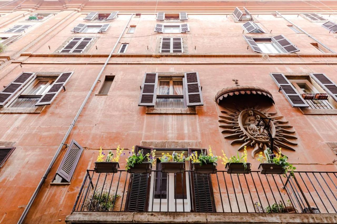 Campo Dei Fiori Charming Apartment Rom