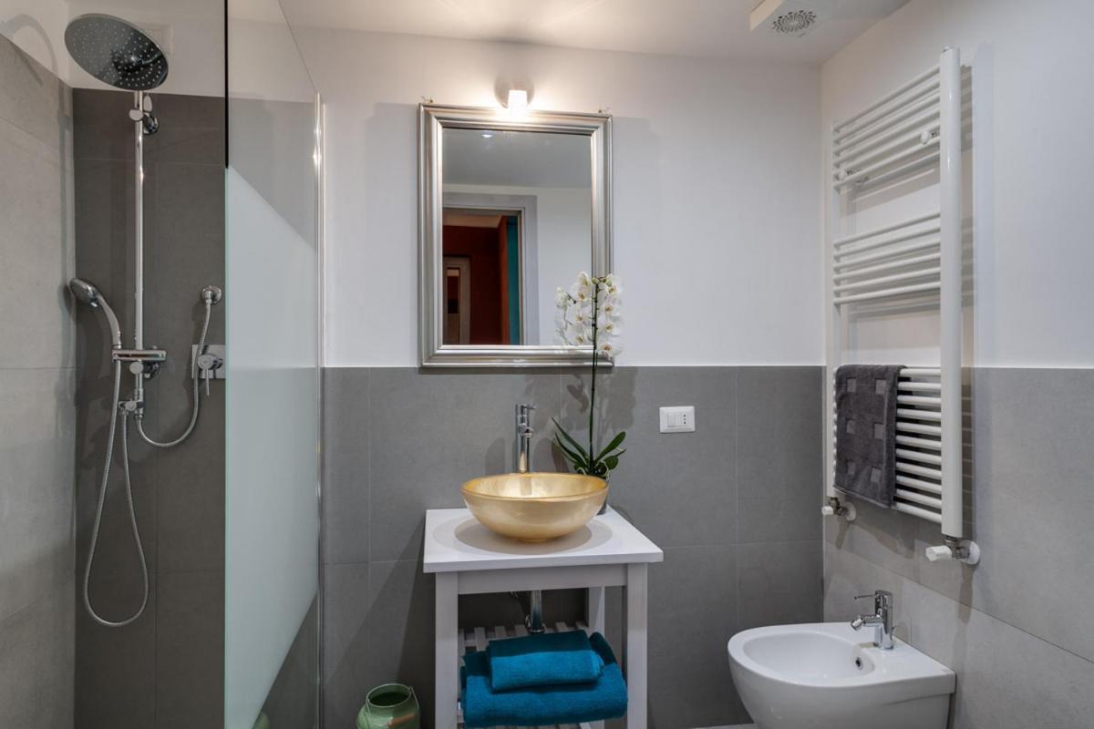 Femasuites *