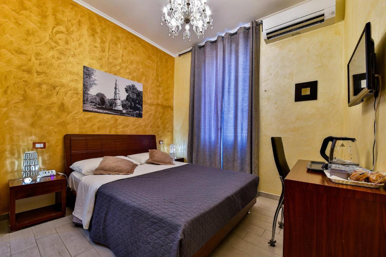 E-room 42 Pensión Roma