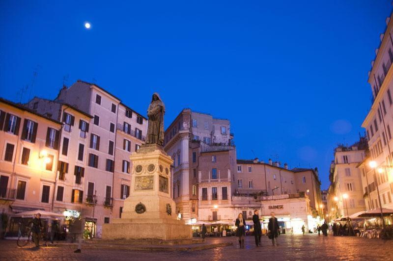 Campo De' Fiori Feriehus *