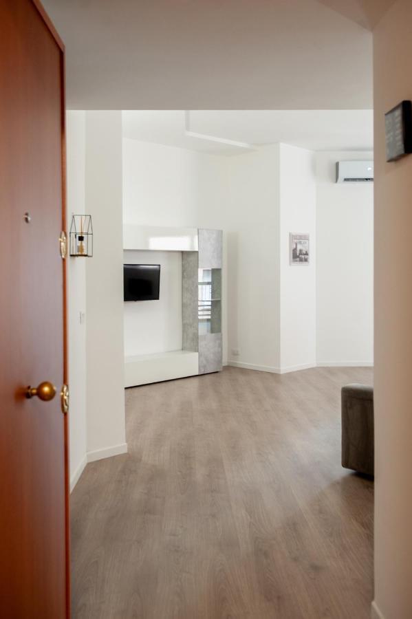 Hub One Holiday home *