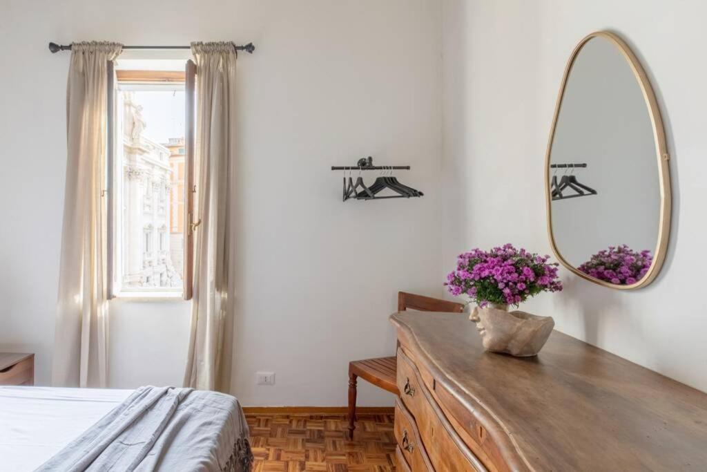 Iflat Trevi Fountain At Your Feet Appartamento Roma
