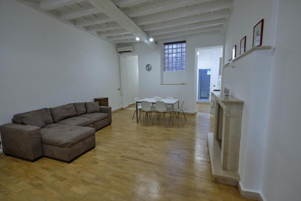 Domus Pastini Roma