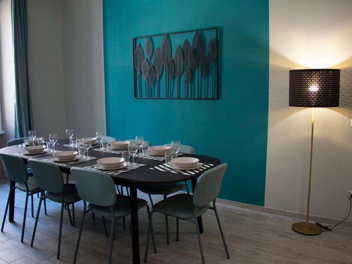 The Rent - Close To Termini Station