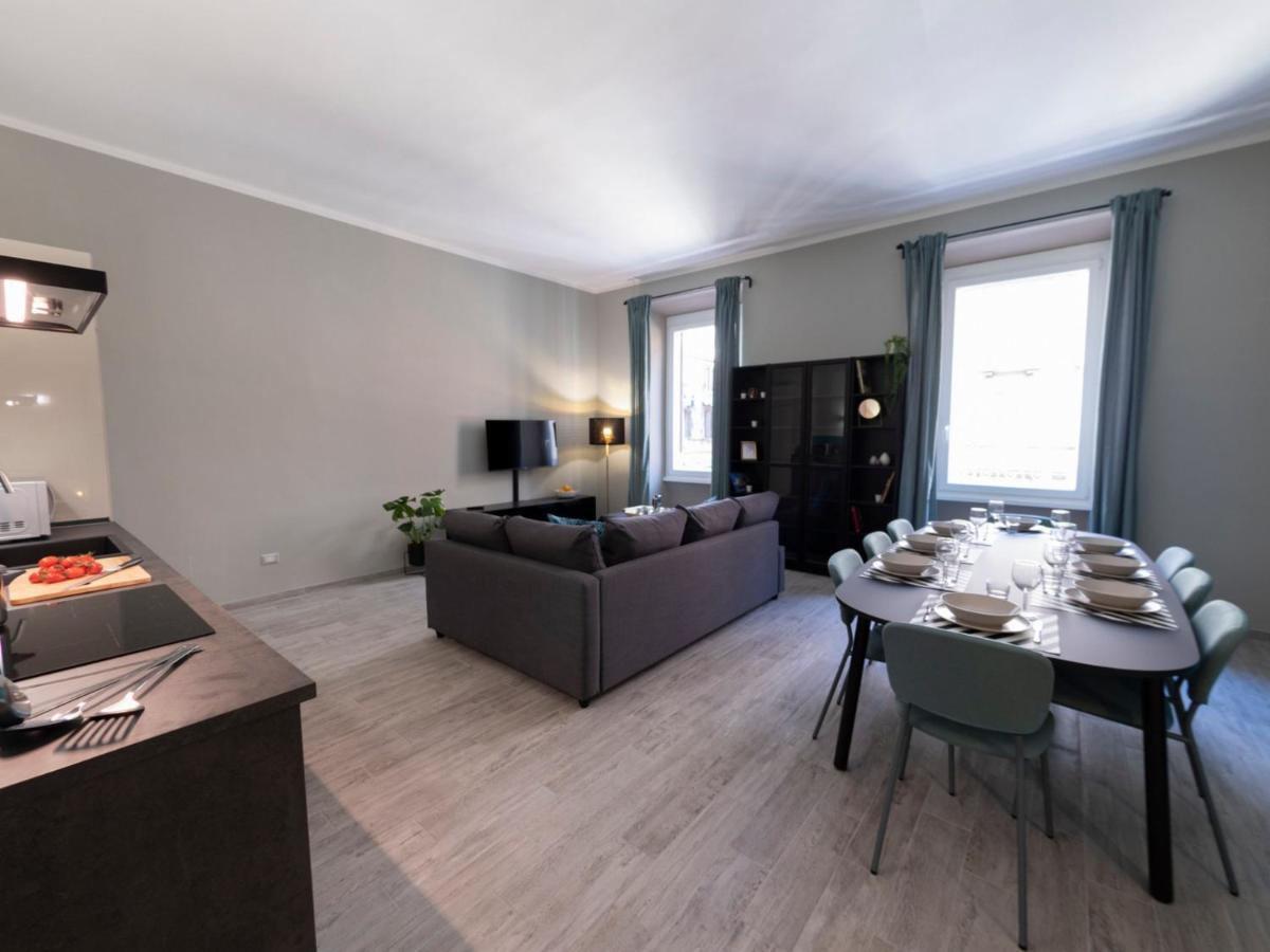 The Rent - Close To Termini Station
