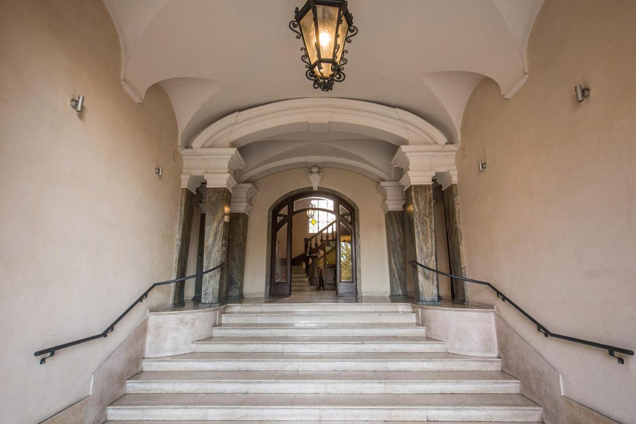 Apartamento Palazzo Marescalchi Belli, Vicino Piazza Di Spagna *