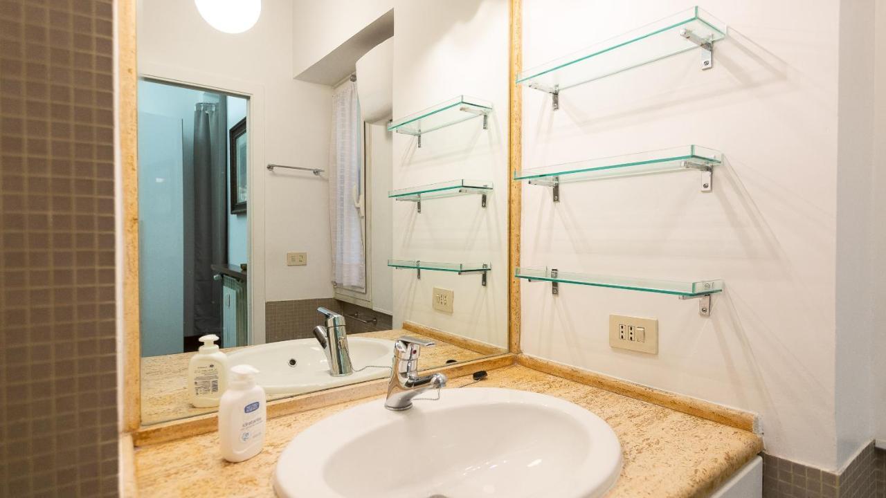 Cartari In Apartment *