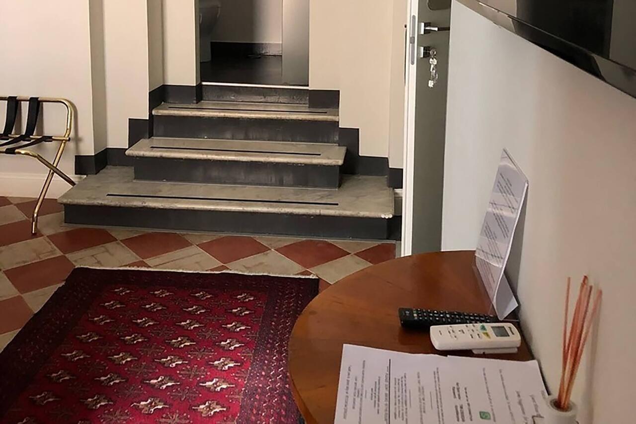 94 Piazza Di Spagna Gjestgiverier