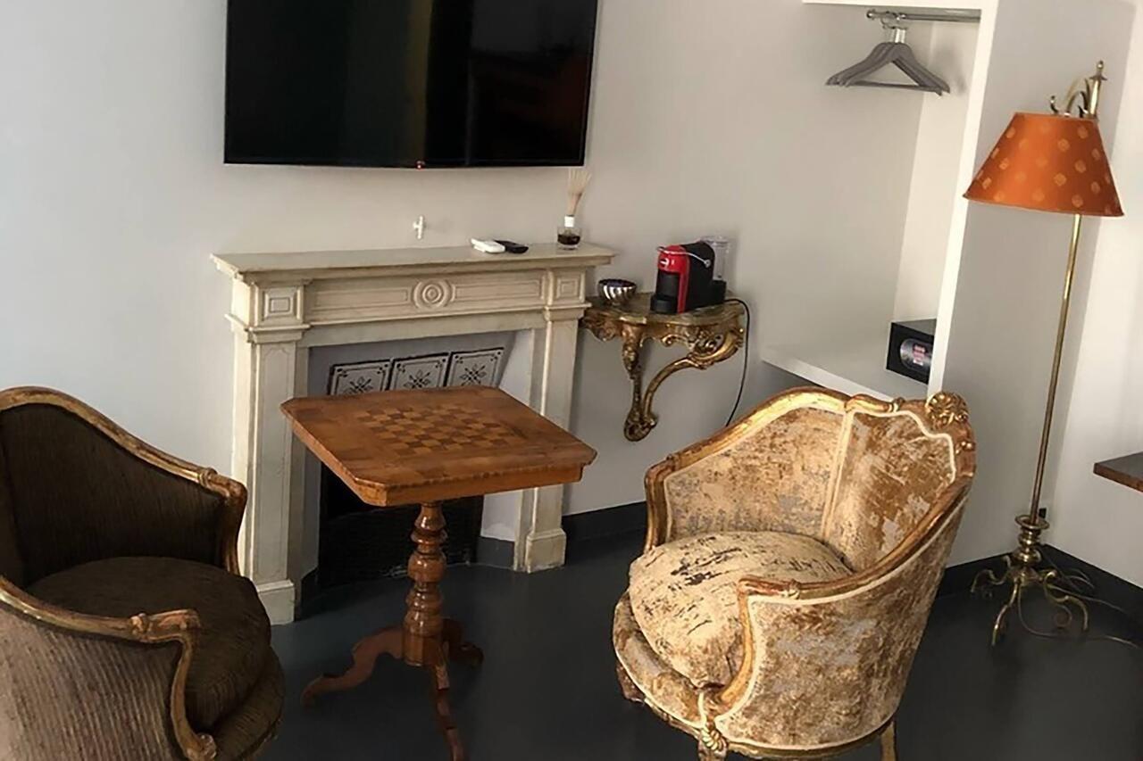 94 Piazza Di Spagna Gjestgiverier 2*
