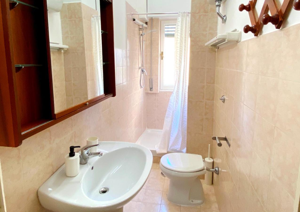 Apartment Trastevere For You... 3 Bedrooms Rom