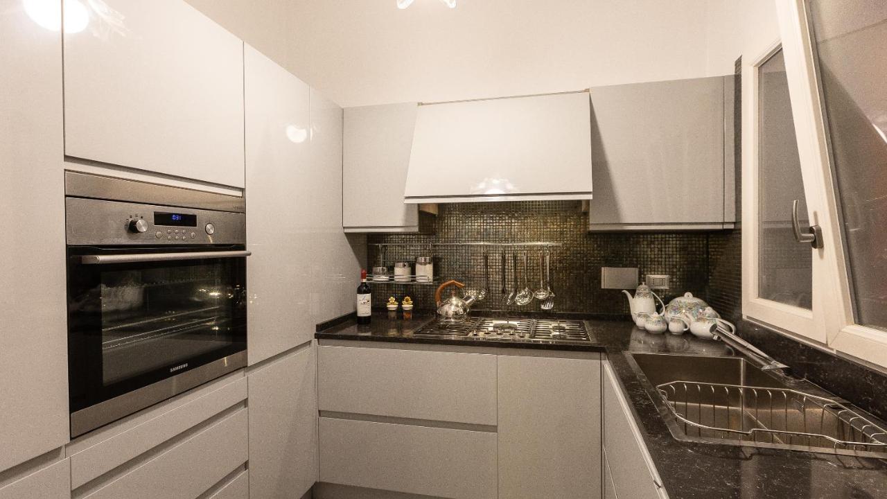 Gregoriana Luxury In Apartamento