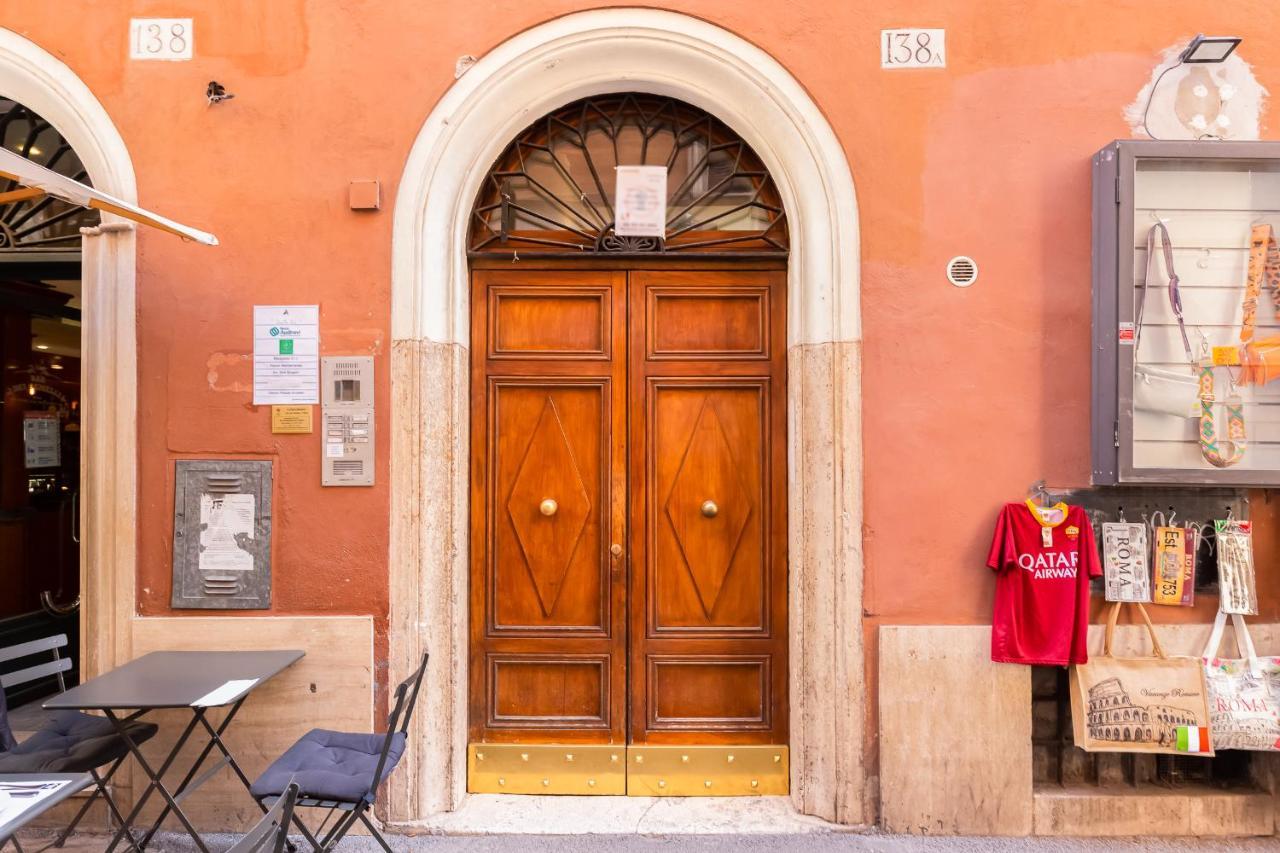 Apartamento Spanish Square - Romedreamhome