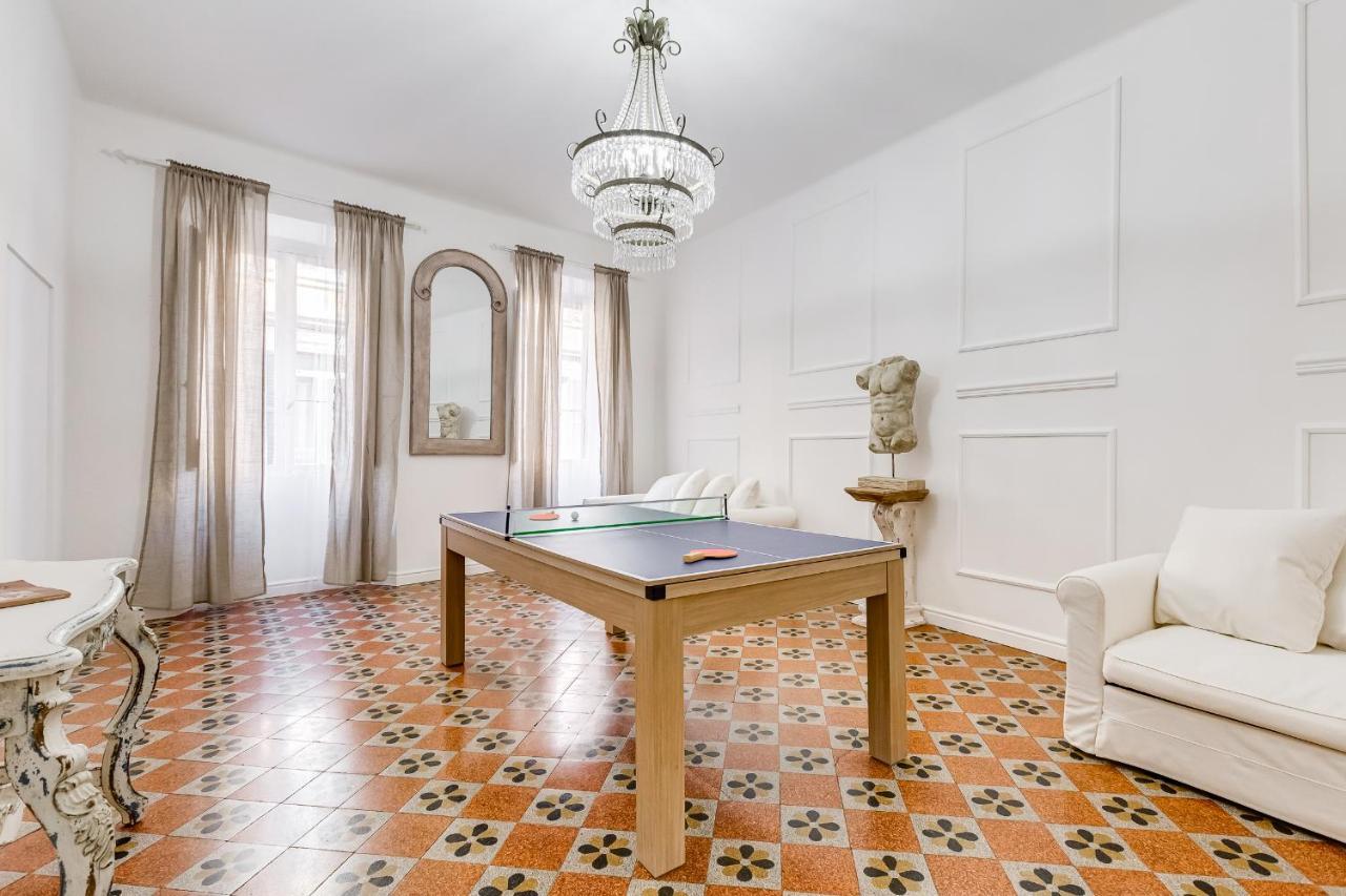 Spanish Square - Romedreamhome