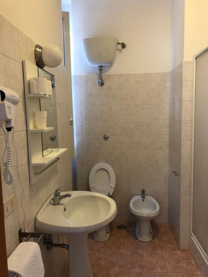Domus Santa Caterina Guest house *