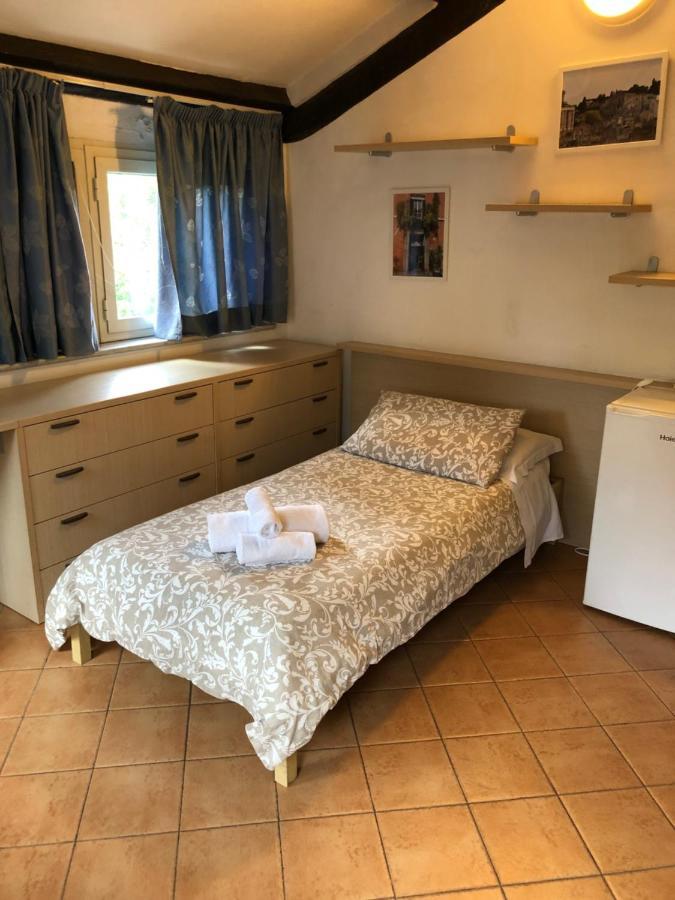 Domus Santa Caterina Guest house