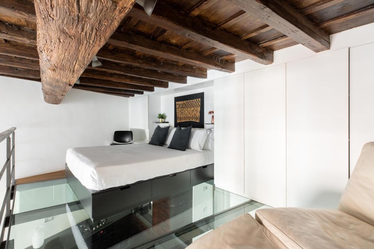 Iflat Art In The Heart Of Apartamento
